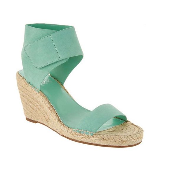 ⭐️HOST PICK⭐️ VINCE CAMUTO Levista Espadrille Sandals - Spearmint Green Leather - Picture 1 of 8